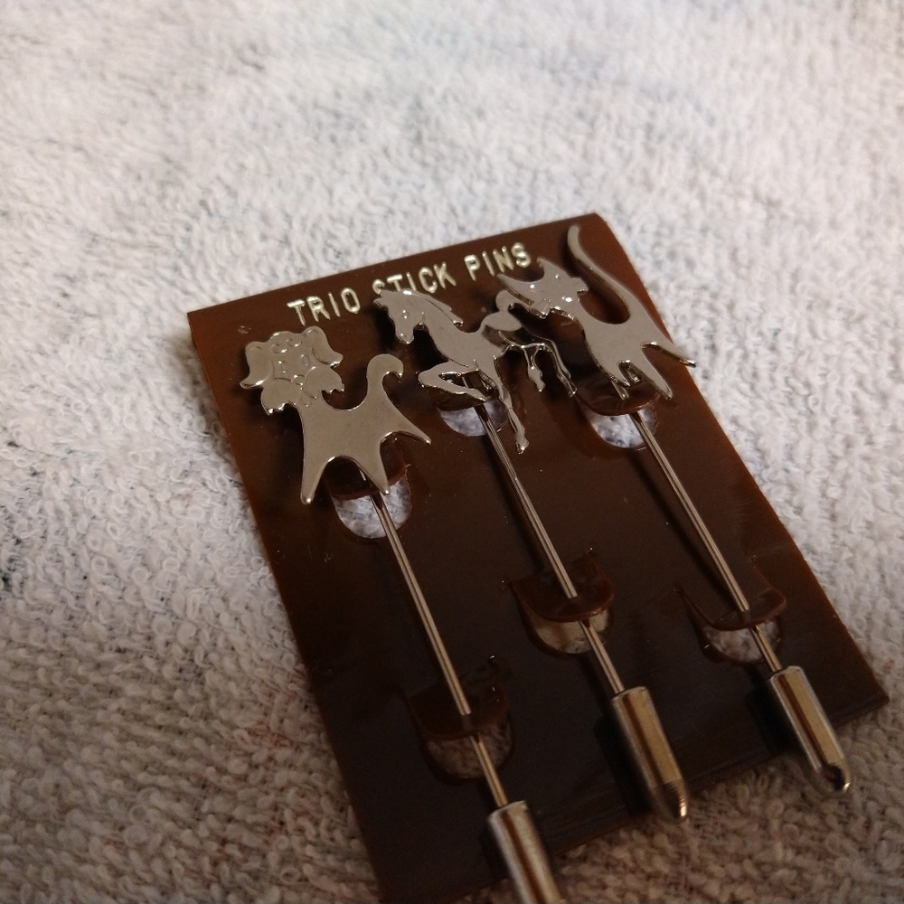 Vintage Trio Stick Pins Dog Horse Cat Clarkins Silver Tone NWT NOS